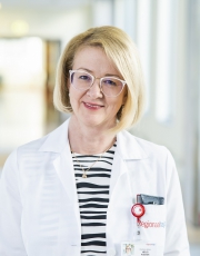 Dr Helis Pokker